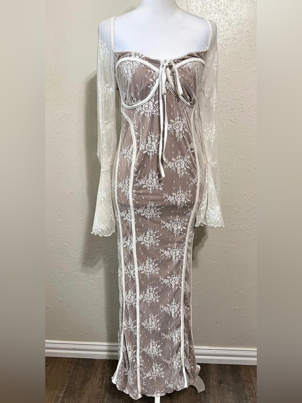 Delicate Nothings Maxi EUC
